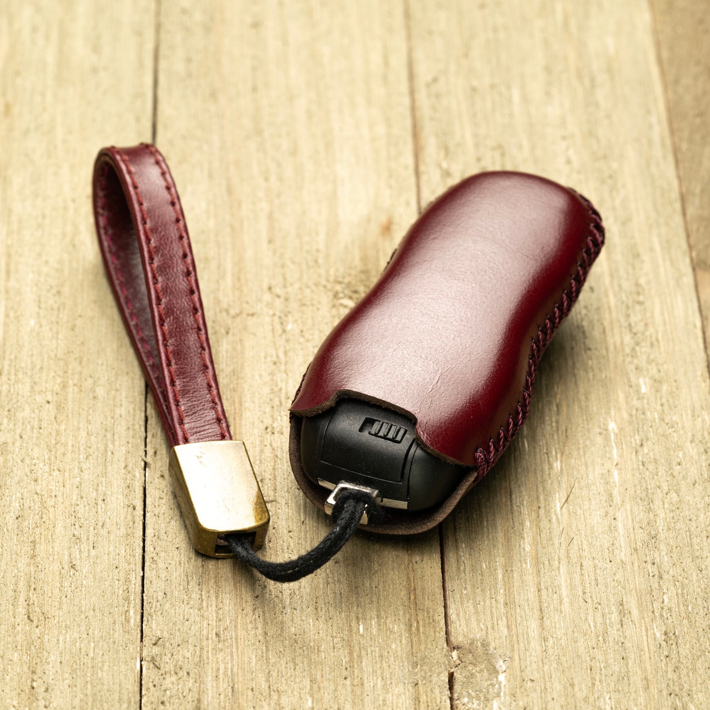 Vitodeco Superior Leather Key Fob Case Compatible for Porsche 718, Porsche 911, Porsche Panamera, Porsche Cayenne, 3-Button