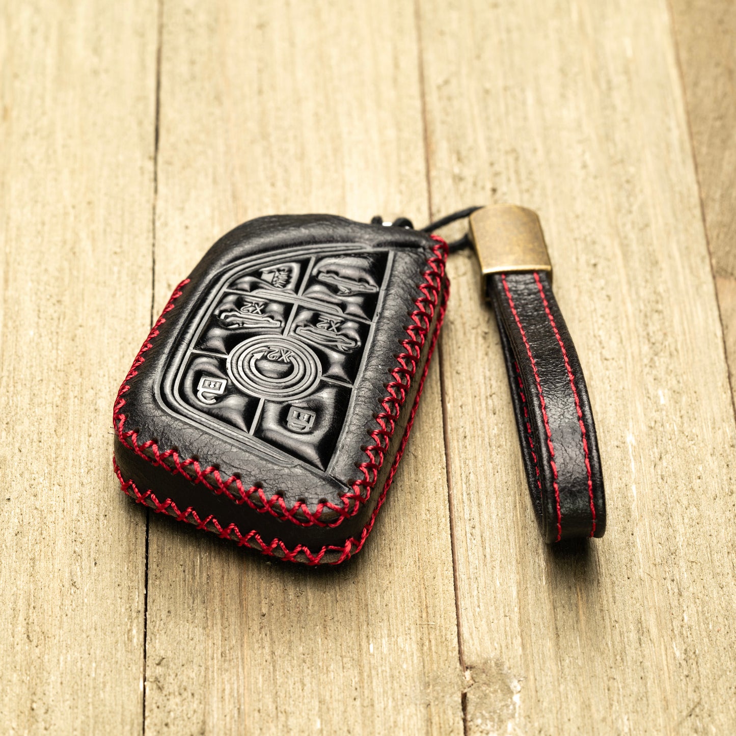 Vitodeco Superior Leather Key Fob Case Compatible for Chevrolet Corvette C8 2020-2025, 7-Button