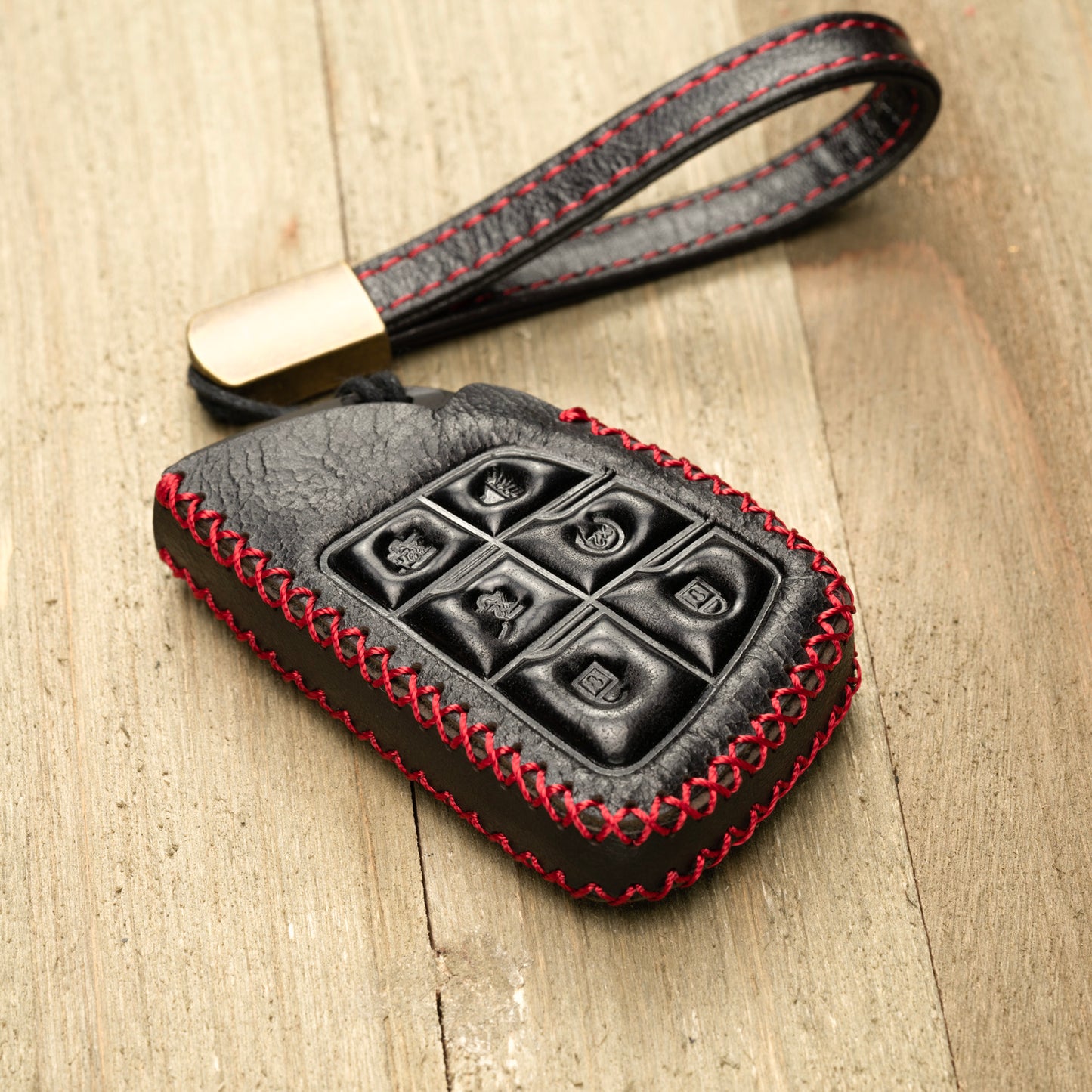 Vitodeco Superior Leather Key Fob Case Compatible for Chevrolet Suburban 2025, Chevrolet Tahoe 2025, Chevrolet Silverado 2025, 6-Button