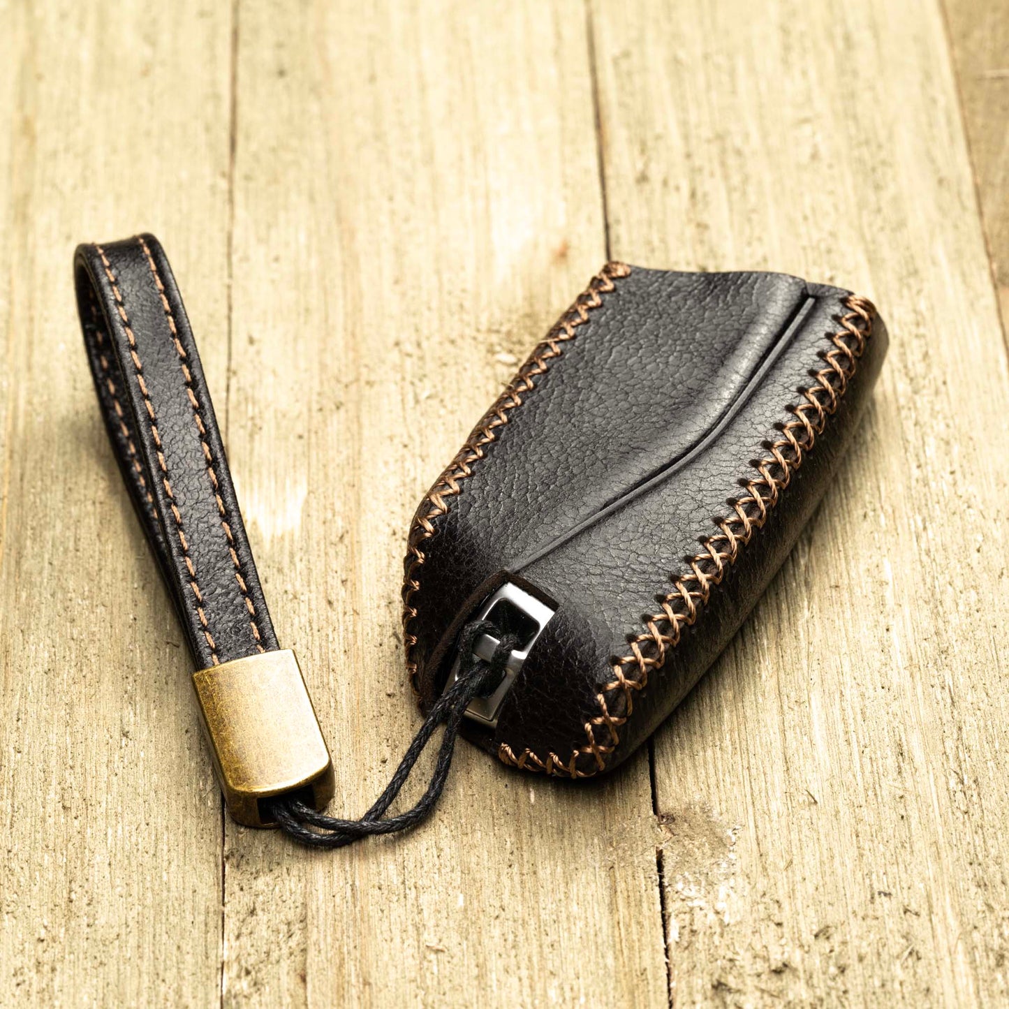 Vitodeco Superior Leather Key Fob Case Compatible for 2023-up BMW X7, X1, 3 series, 7 series, iX, i4, i7, 2024-up BMW X5, X6, 5 Series, 4-Button